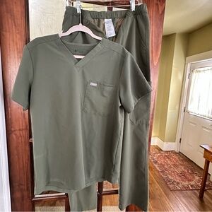 Figs Sage Green Scrub Ensemble